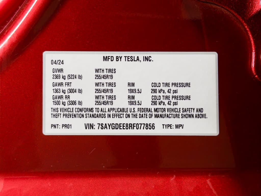 2024 Tesla Model Y view 27