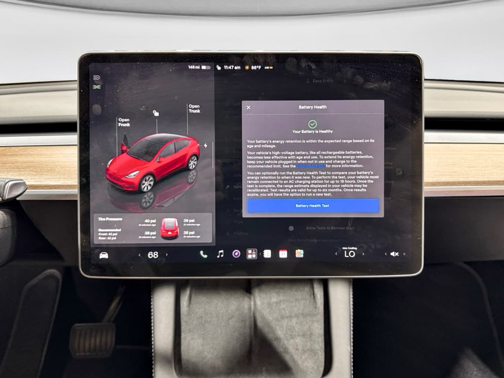 2024 Tesla Model Y view 12