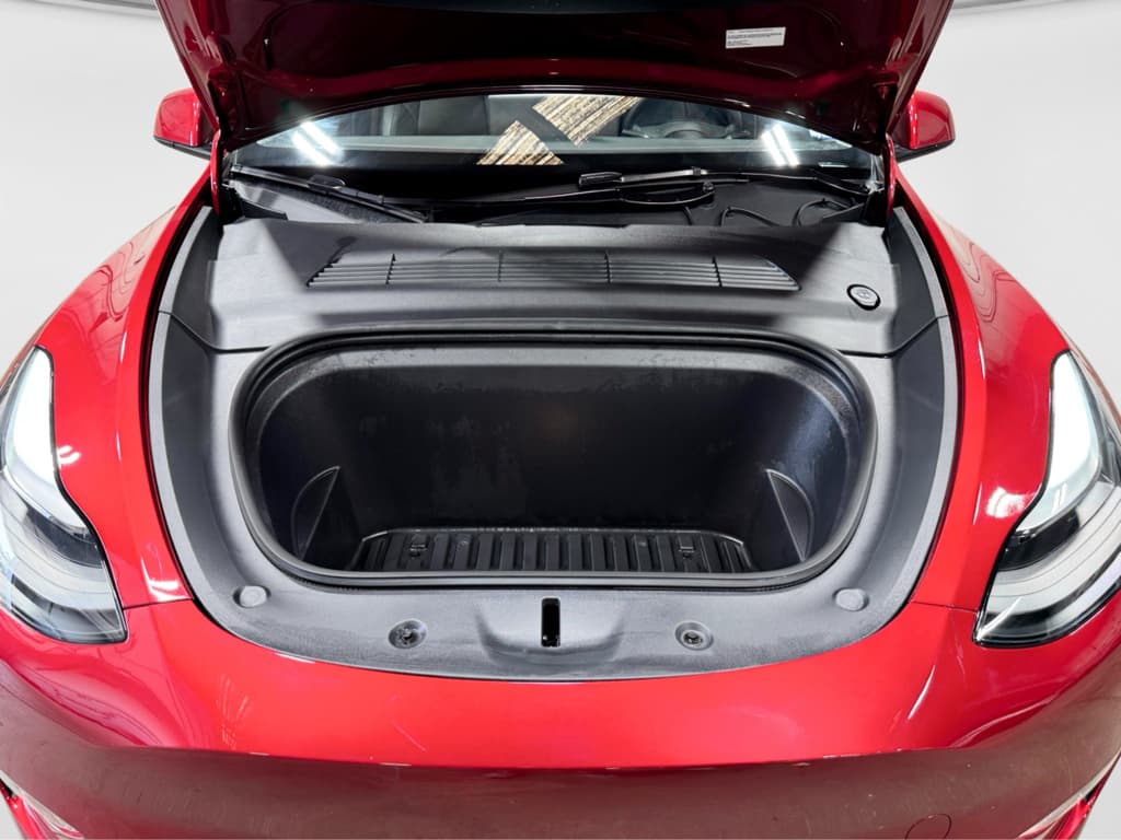 2024 Tesla Model Y view 23