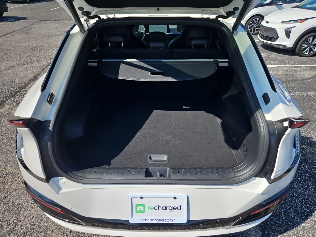 2022 Kia EV6 view 25
