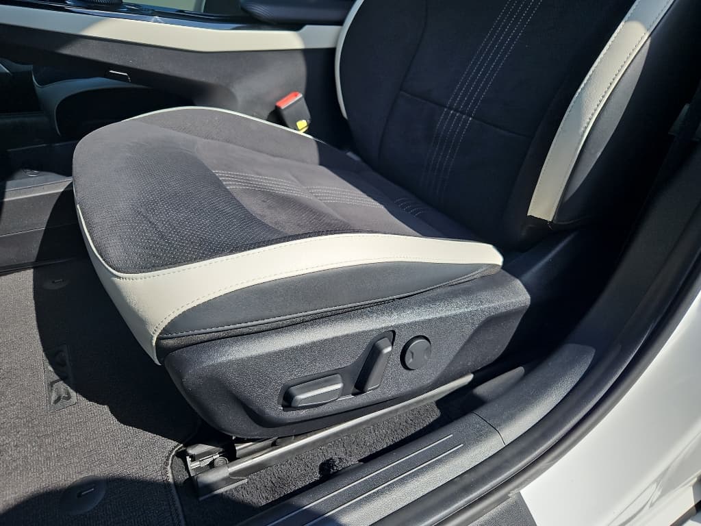2022 Kia EV6 view 6