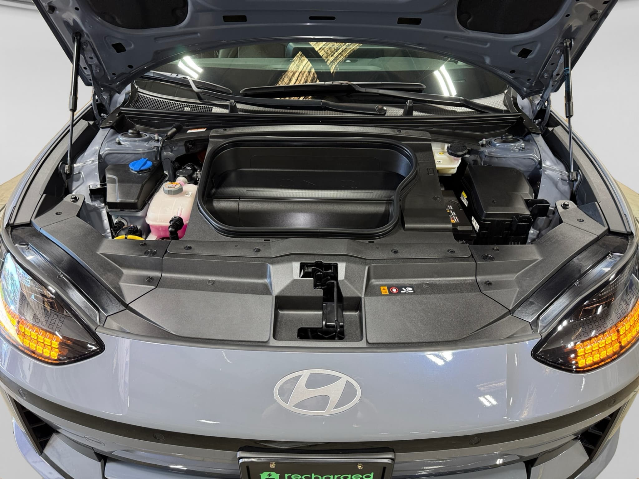 2024 Hyundai IONIQ 6 view 25