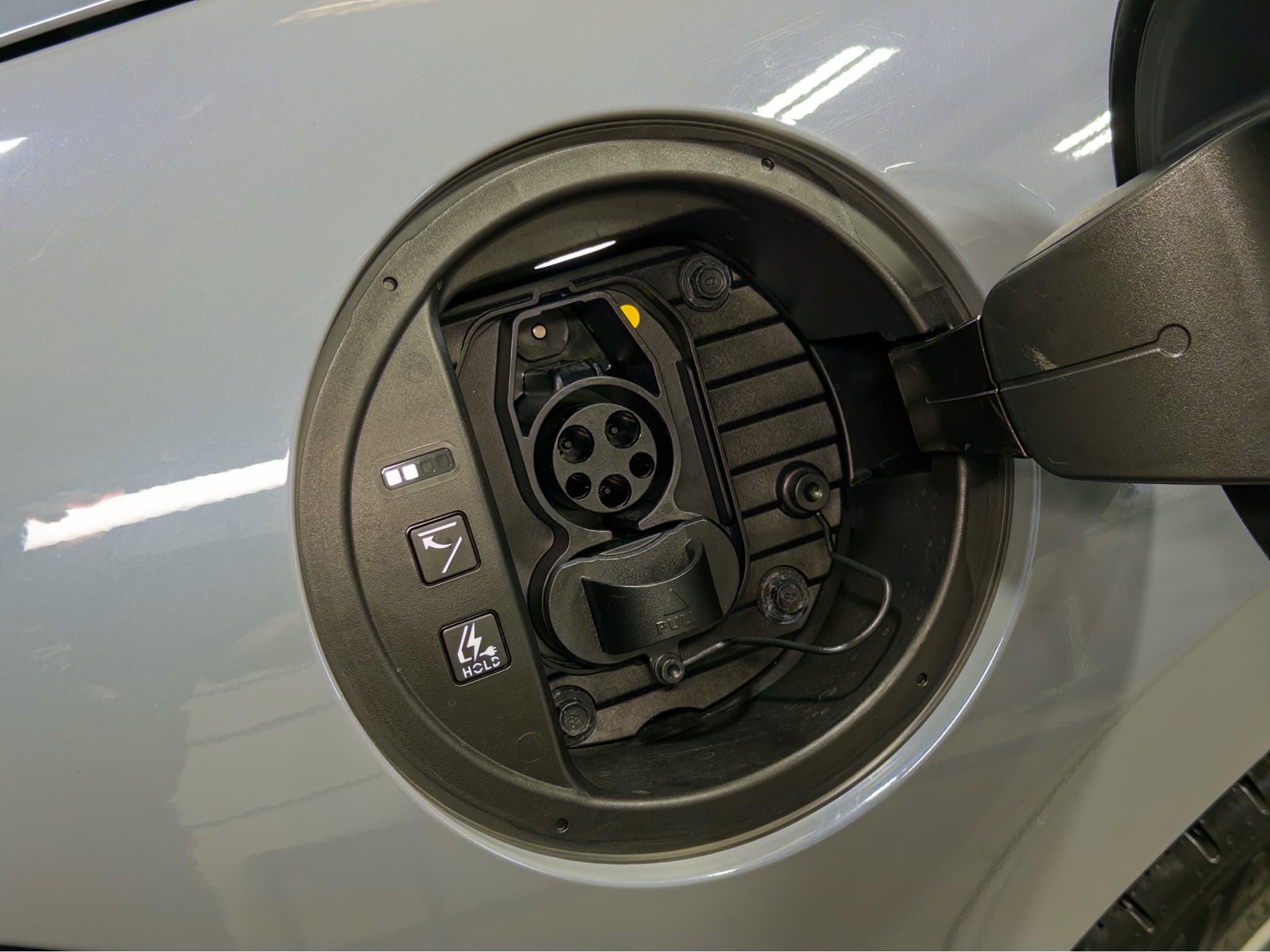 2024 Hyundai IONIQ 6 view 5