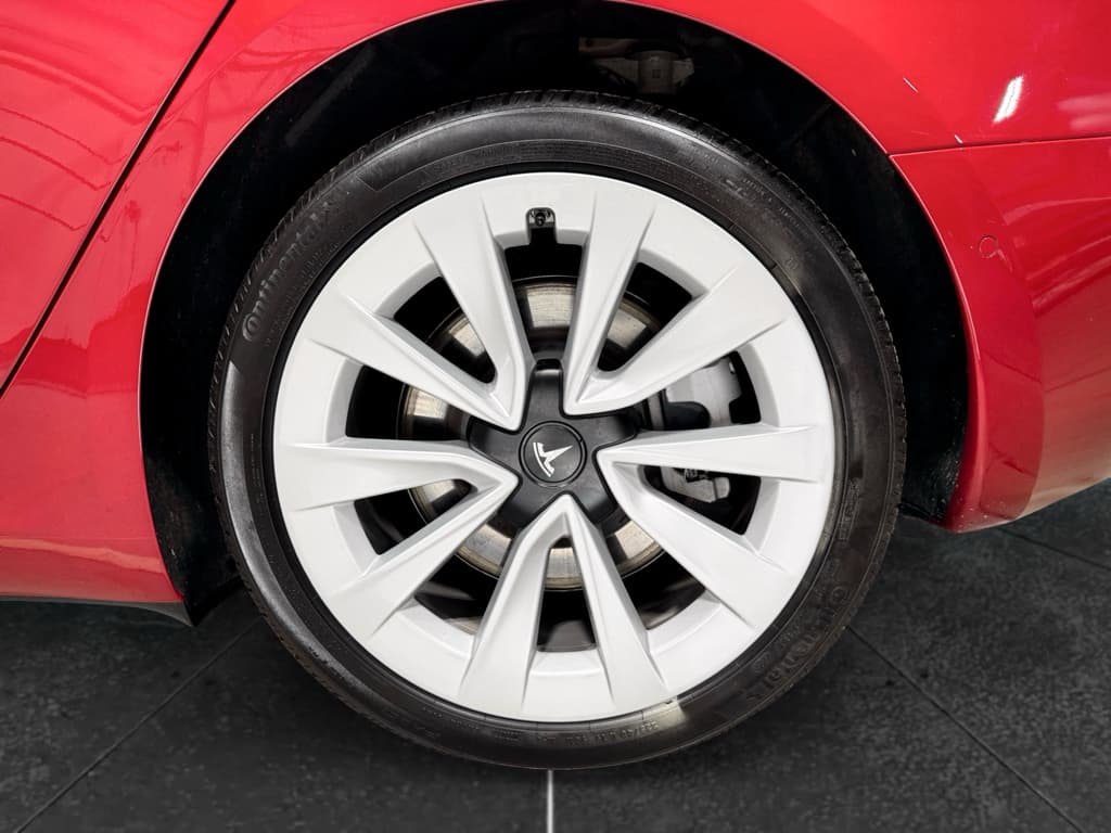 2021 Tesla Model 3 view 31