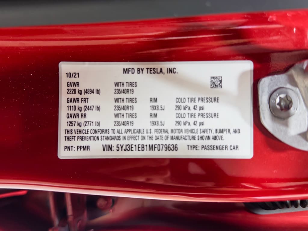 2021 Tesla Model 3 view 27