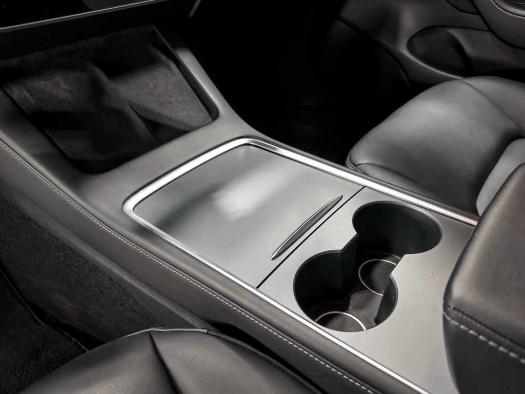 2021 Tesla Model 3 view 17