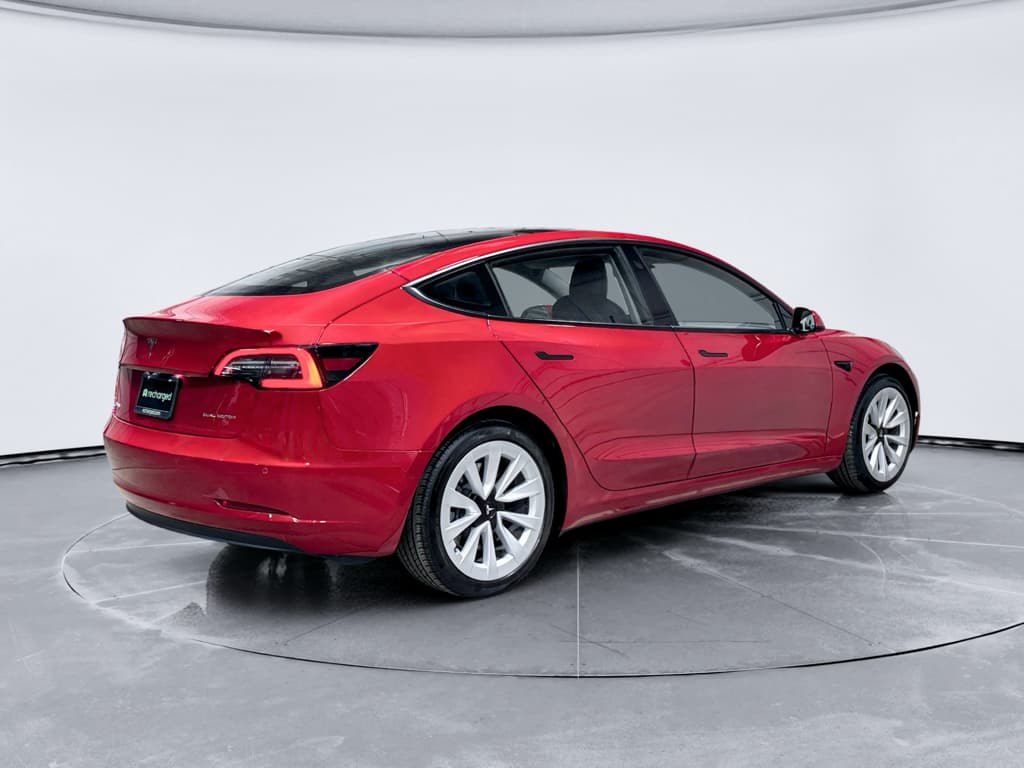 2021 Tesla Model 3 view 3