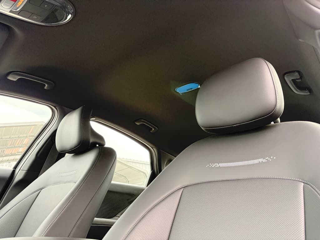 2024 Hyundai IONIQ 6 view 25