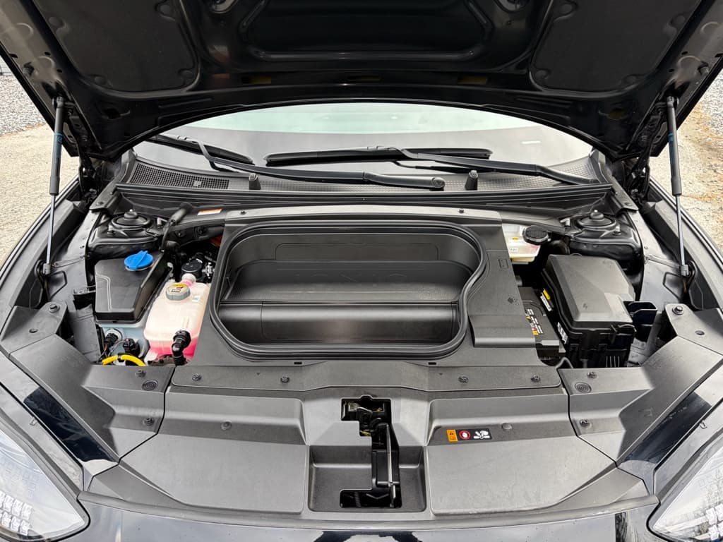 2024 Hyundai IONIQ 6 view 26