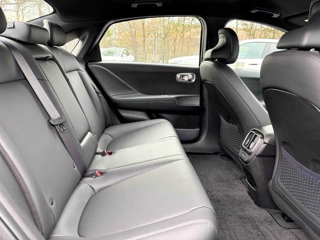 2024 Hyundai IONIQ 6 view 23