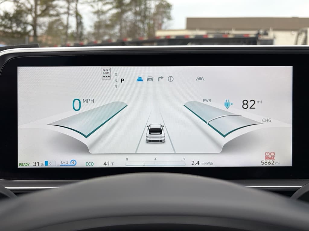 2024 Hyundai IONIQ 6 view 9