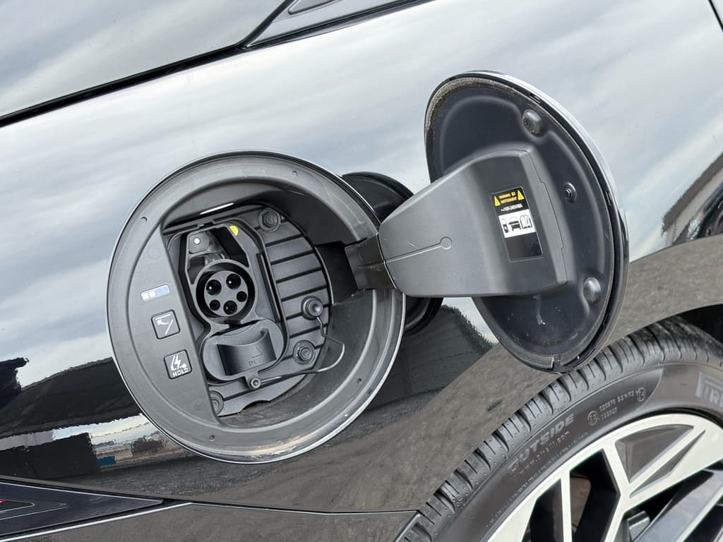 2024 Hyundai IONIQ 6 view 5