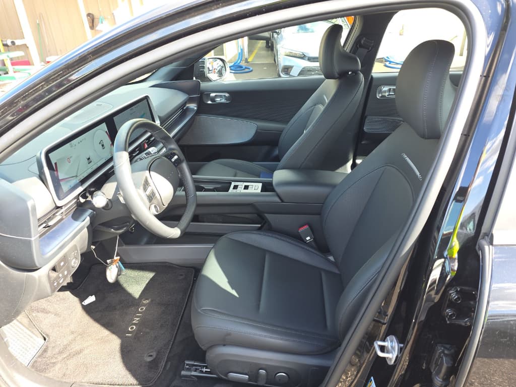 2024 Hyundai IONIQ 6 view 5