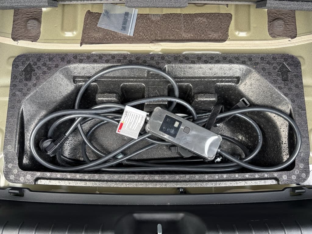 2024 Hyundai IONIQ 6 view 6