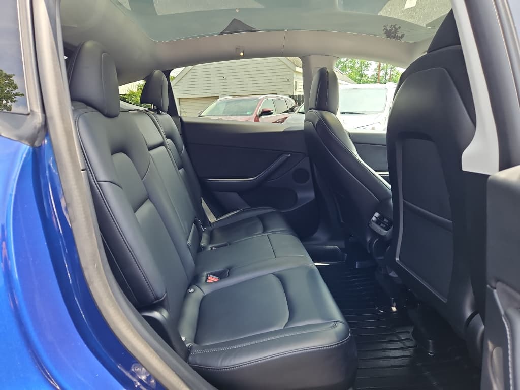 2021 Tesla Model Y view 16