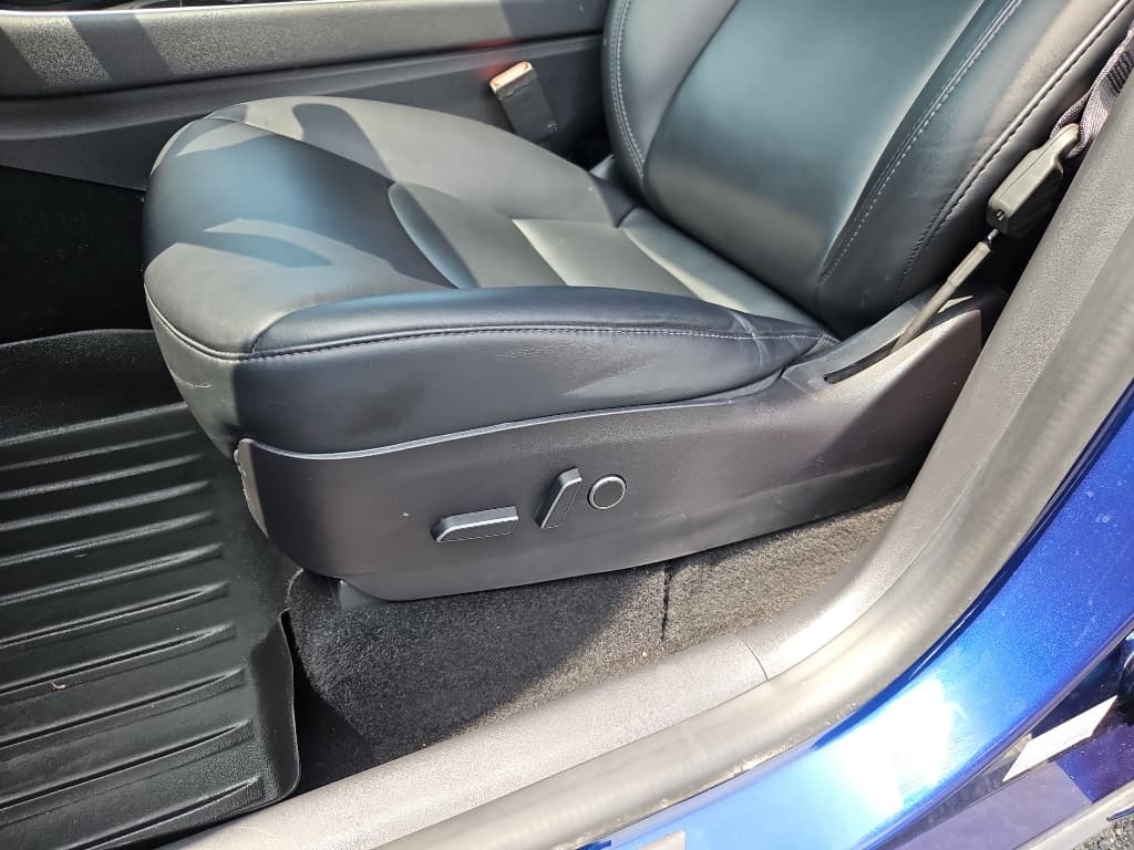 2021 Tesla Model Y view 7