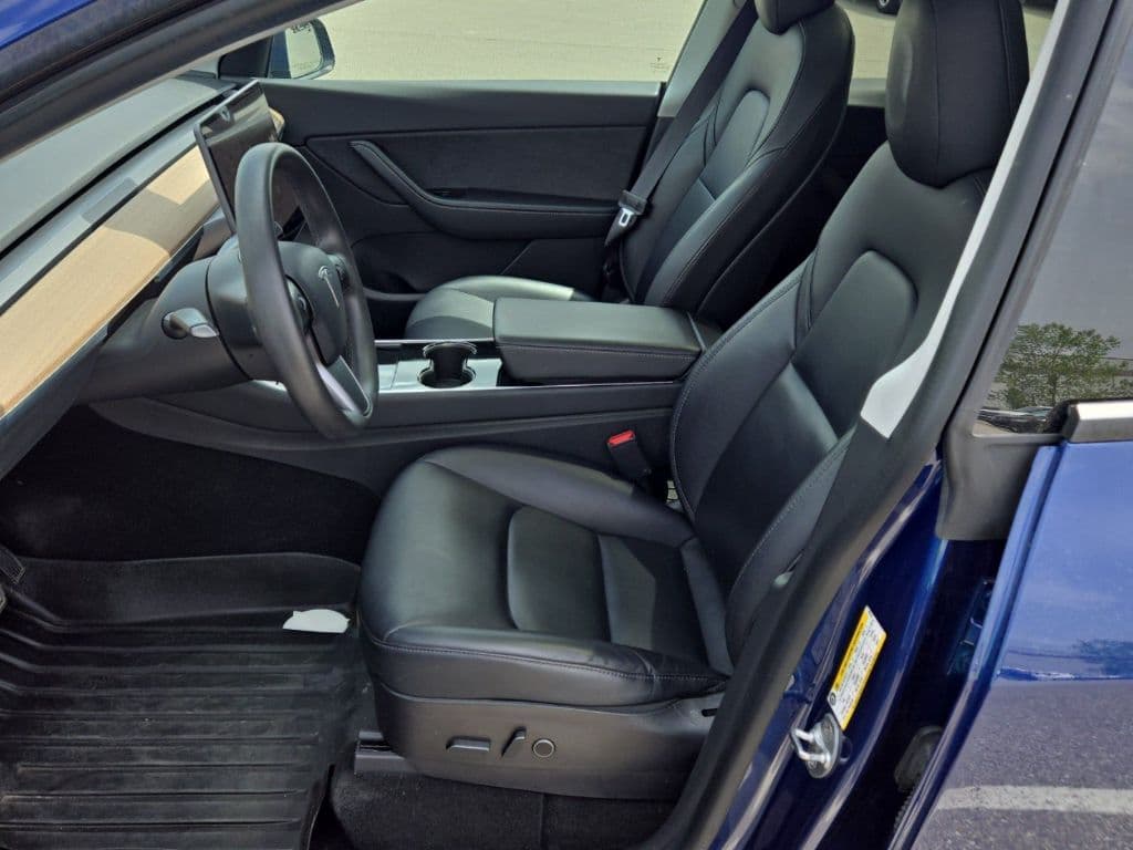 2021 Tesla Model Y view 7