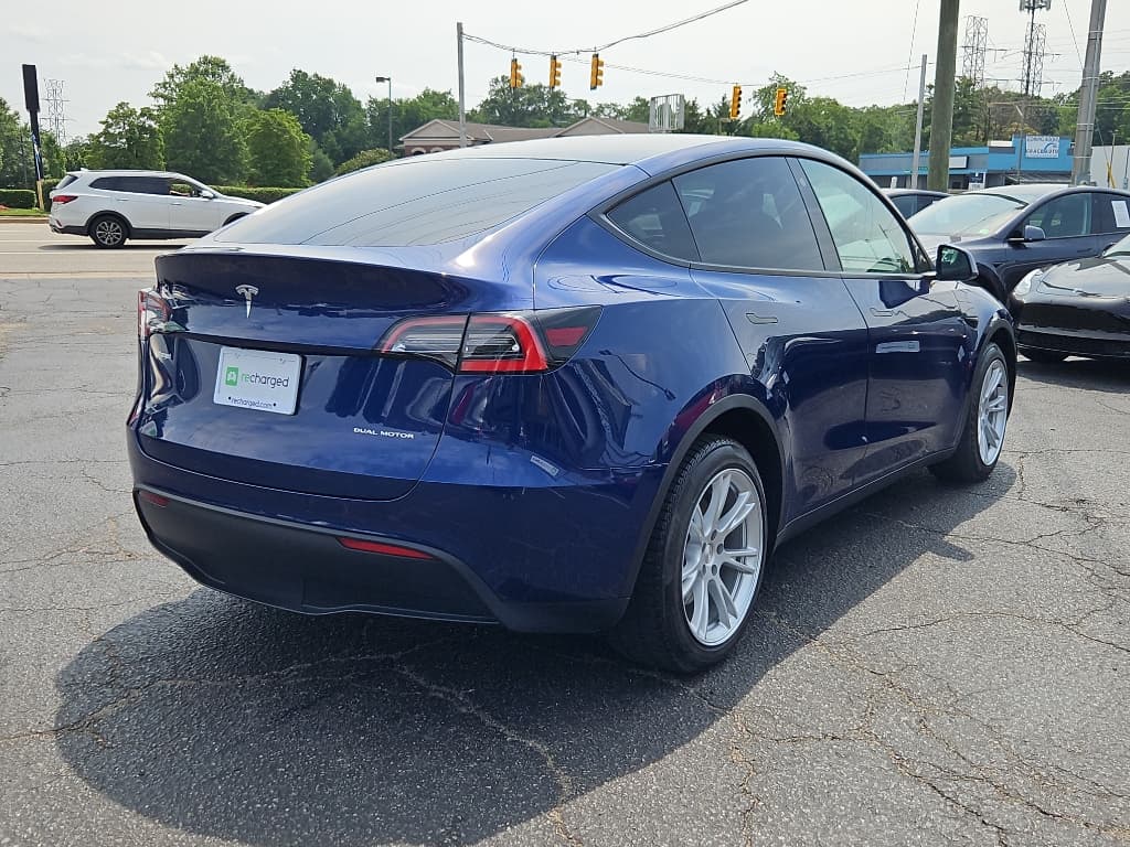 2021 Tesla Model Y view 3