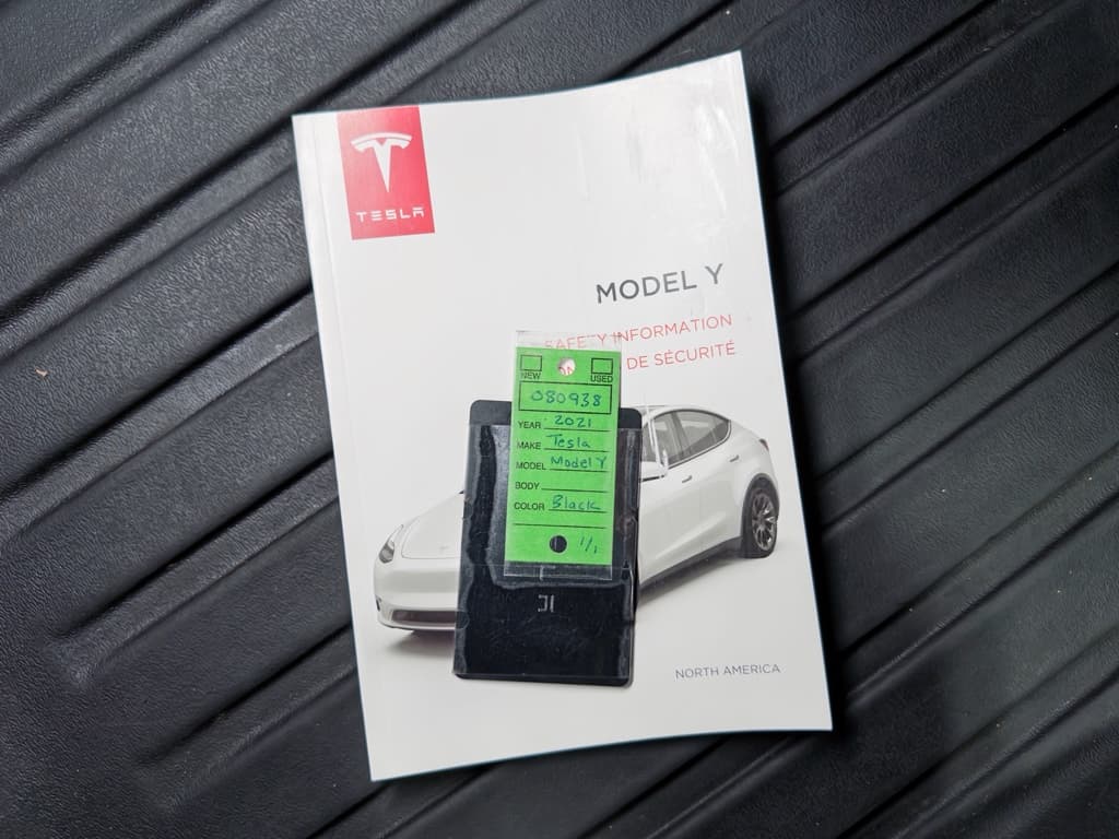 2021 Tesla Model Y view 22