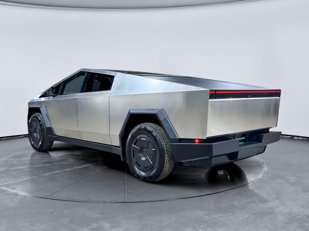 2025 Tesla Cybertruck view 2