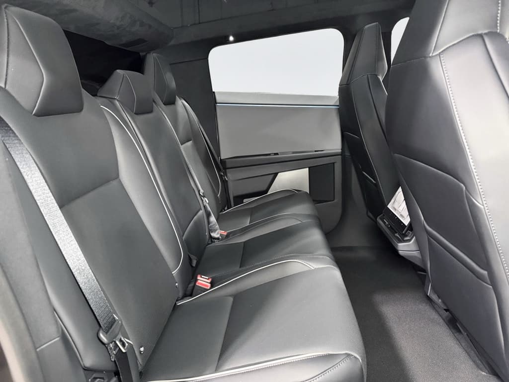 2025 Tesla Cybertruck view 20