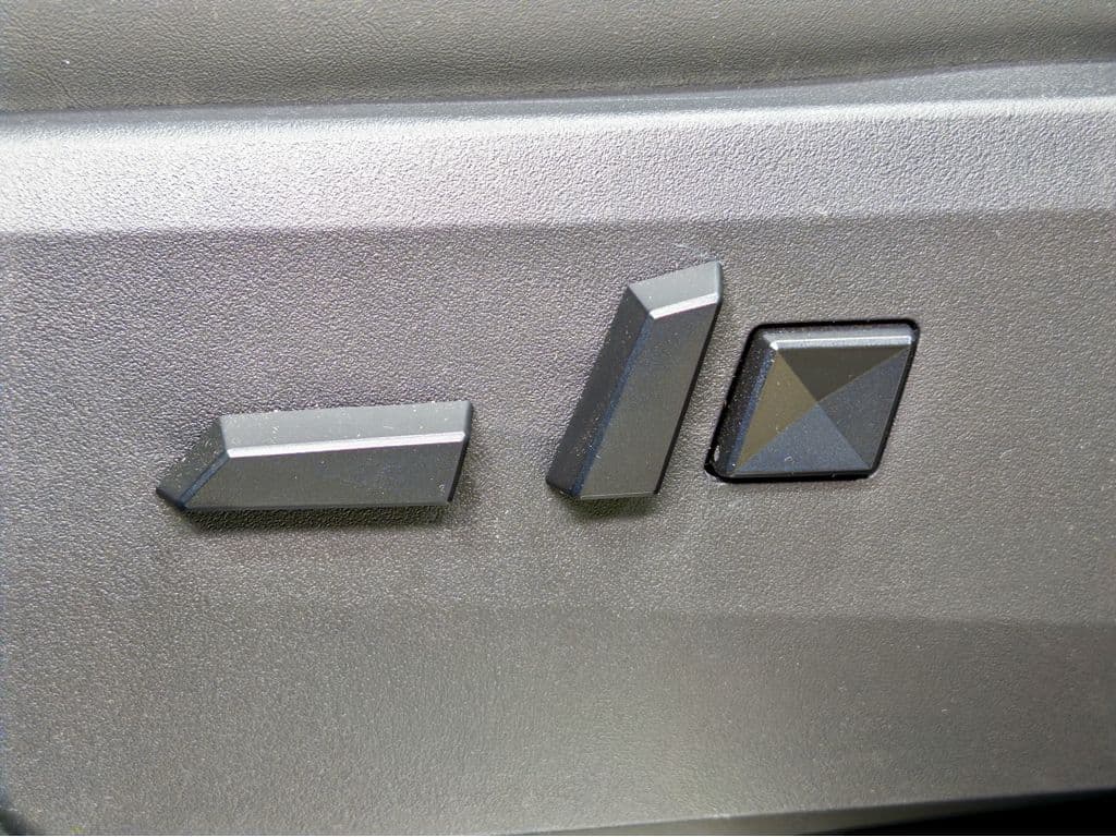 2025 Tesla Cybertruck view 6