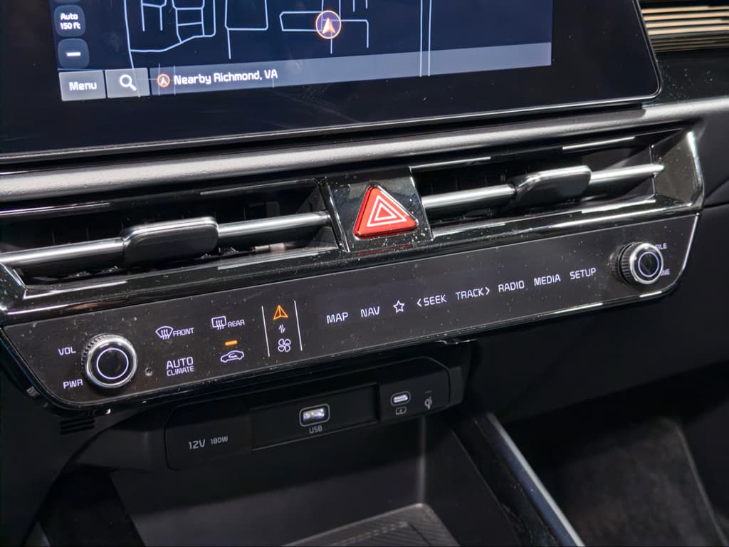2024 Kia Niro EV view 15