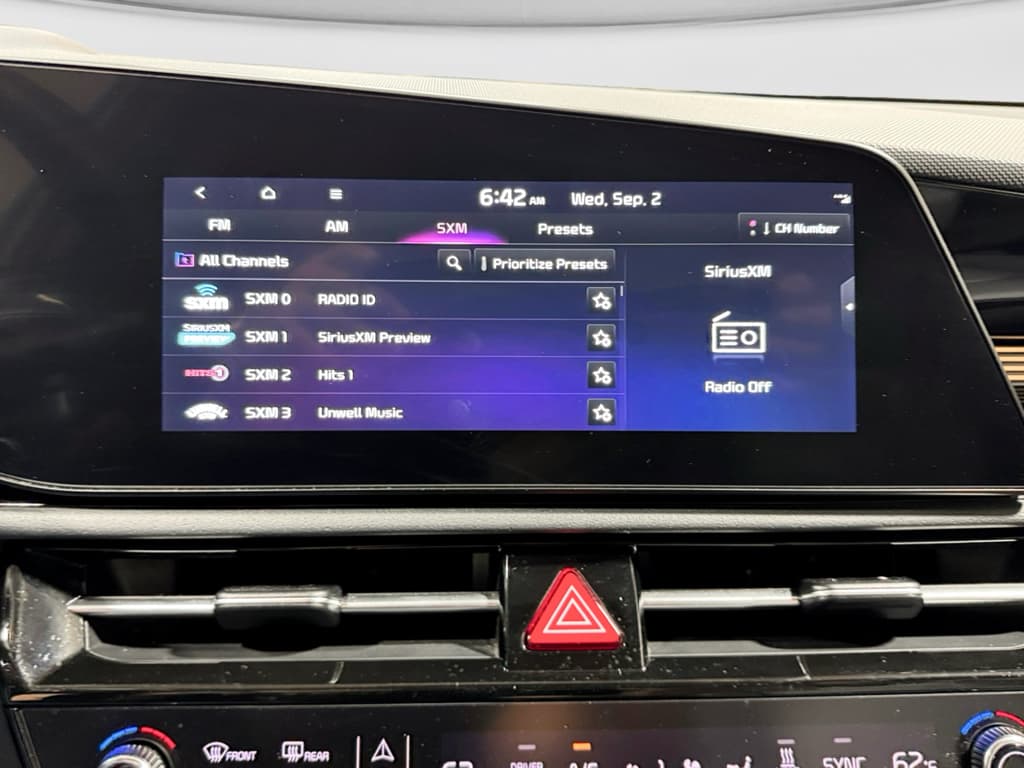 2024 Kia Niro EV view 12