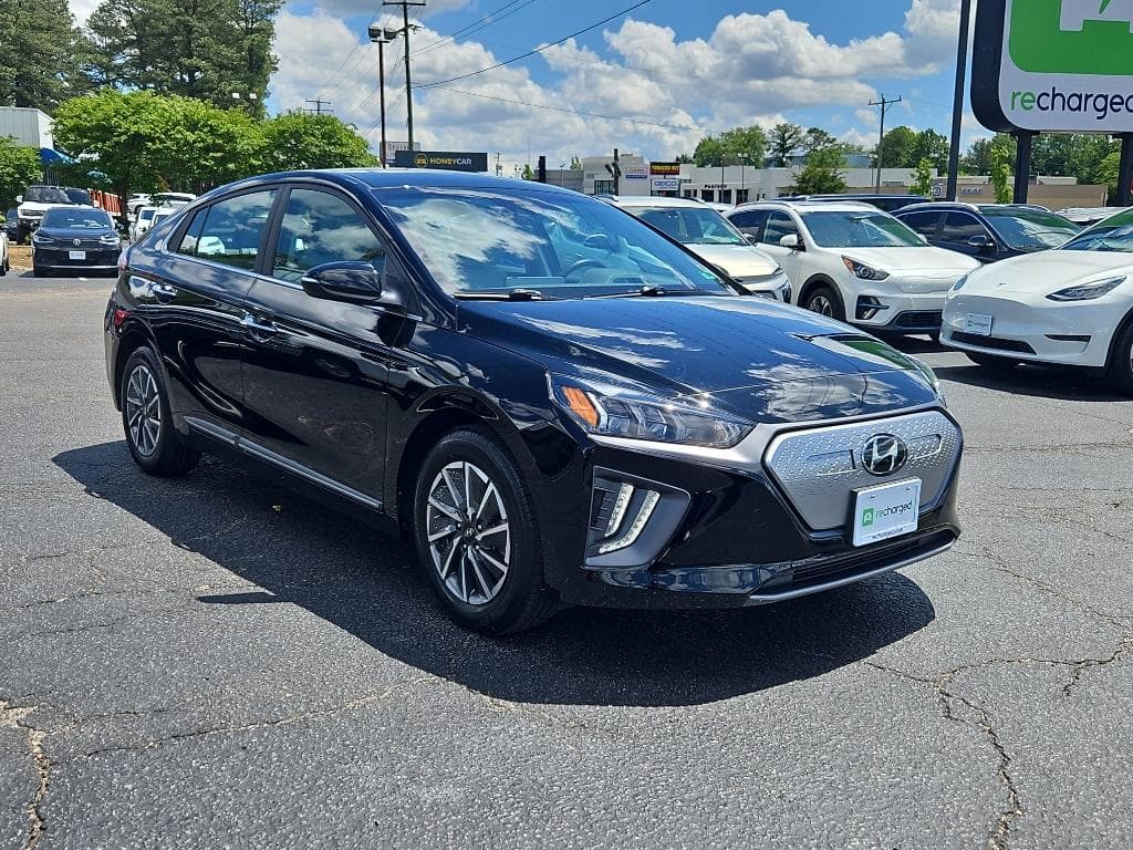 2021 Hyundai IONIQ Electric view 4