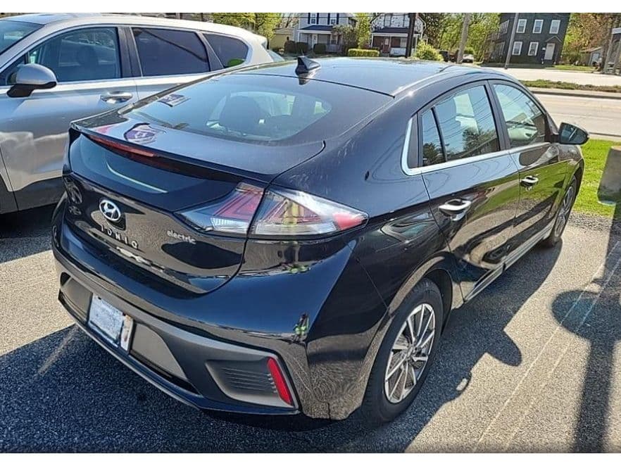 2021 Hyundai IONIQ Electric view 5