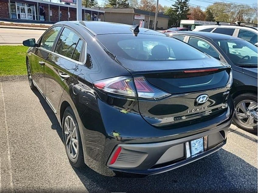 2021 Hyundai IONIQ Electric view 3
