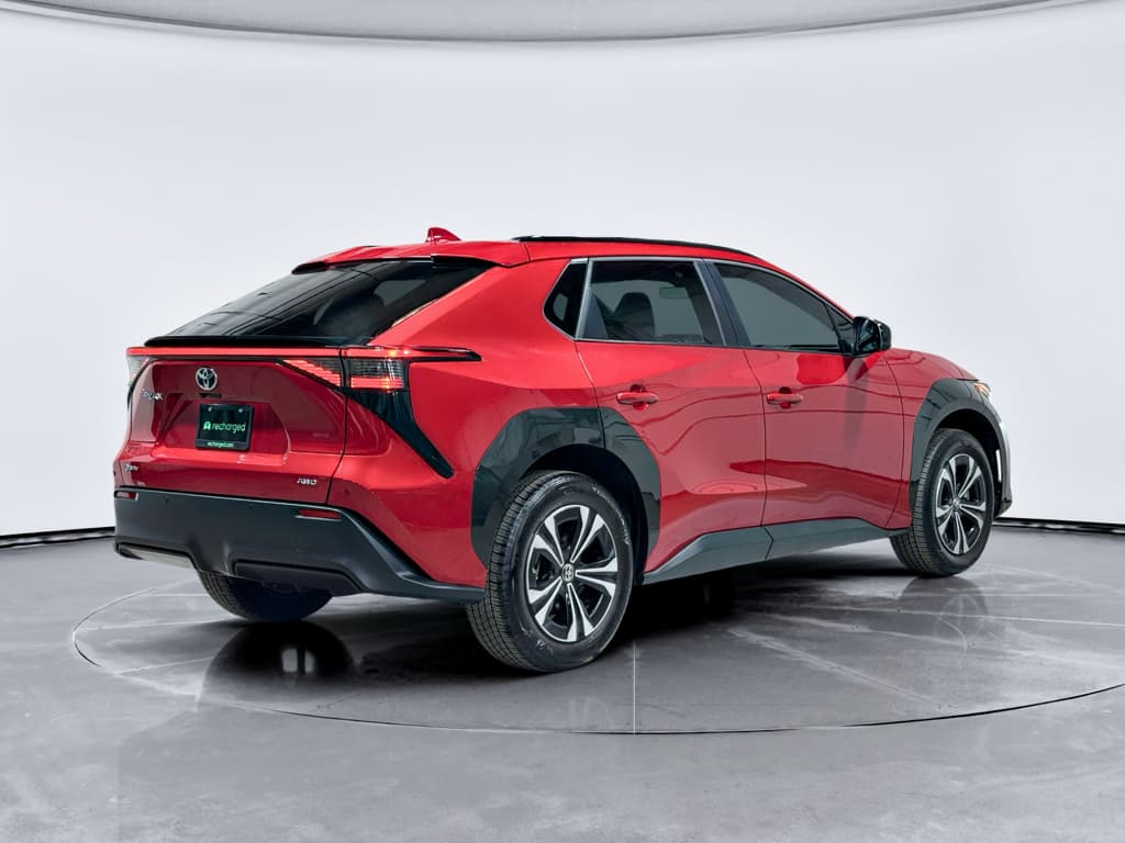 2024 Toyota bZ4X view 3
