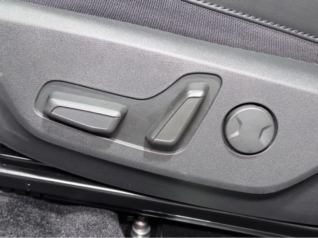 2024 Kia Niro EV view 6