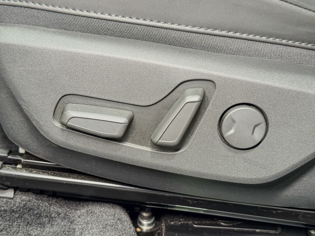2024 Kia Niro EV view 6