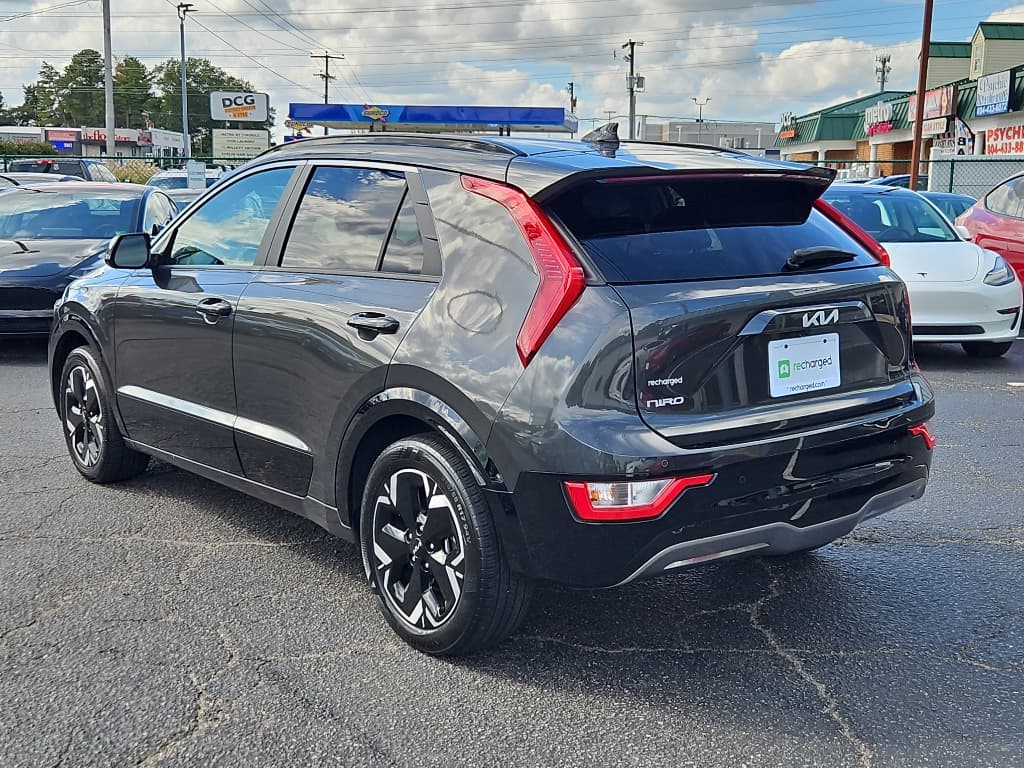 2024 Kia Niro EV view 2