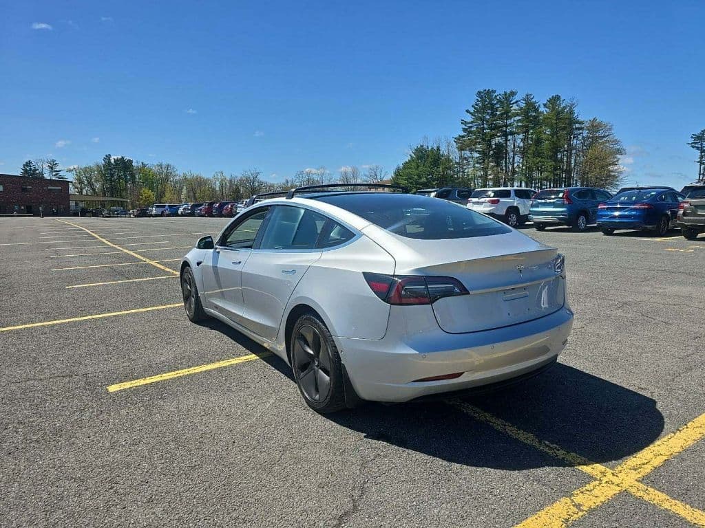 2018 Tesla Model 3 view 2