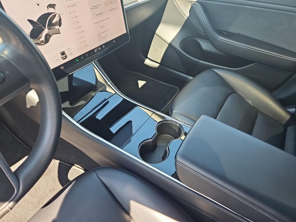 2018 Tesla Model 3 view 14