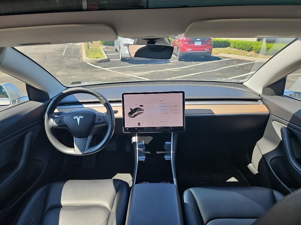 2018 Tesla Model 3 view 13