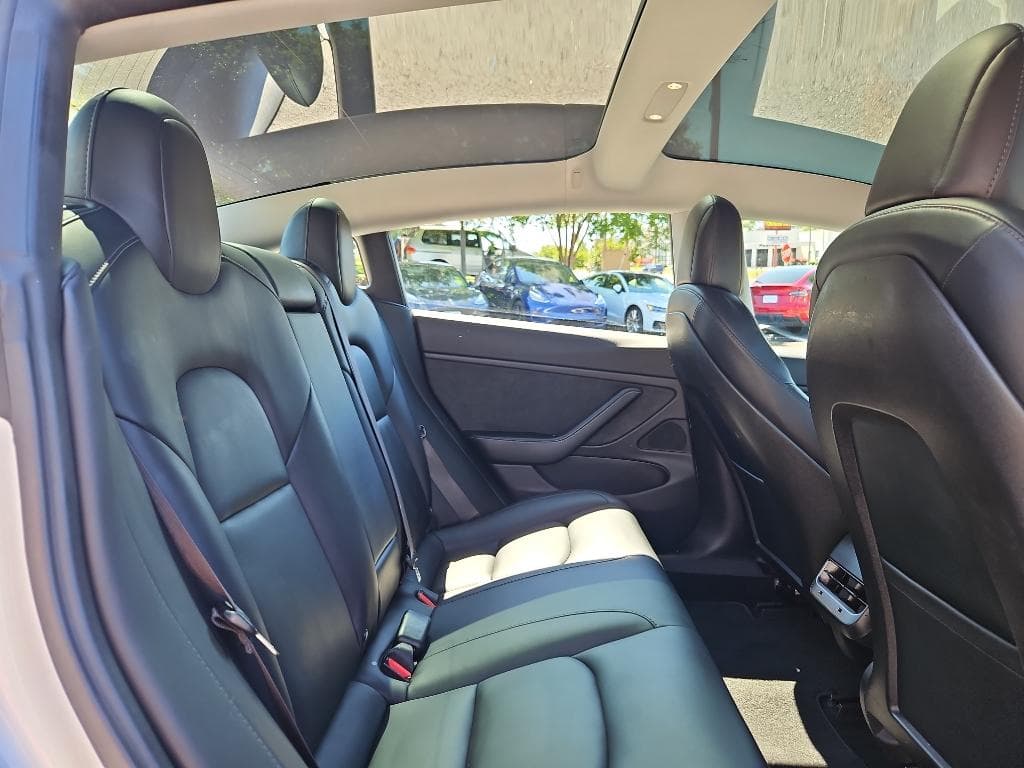 2018 Tesla Model 3 view 18