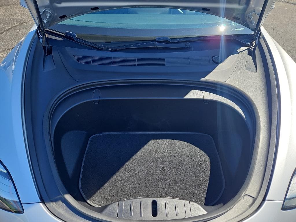 2018 Tesla Model 3 view 20