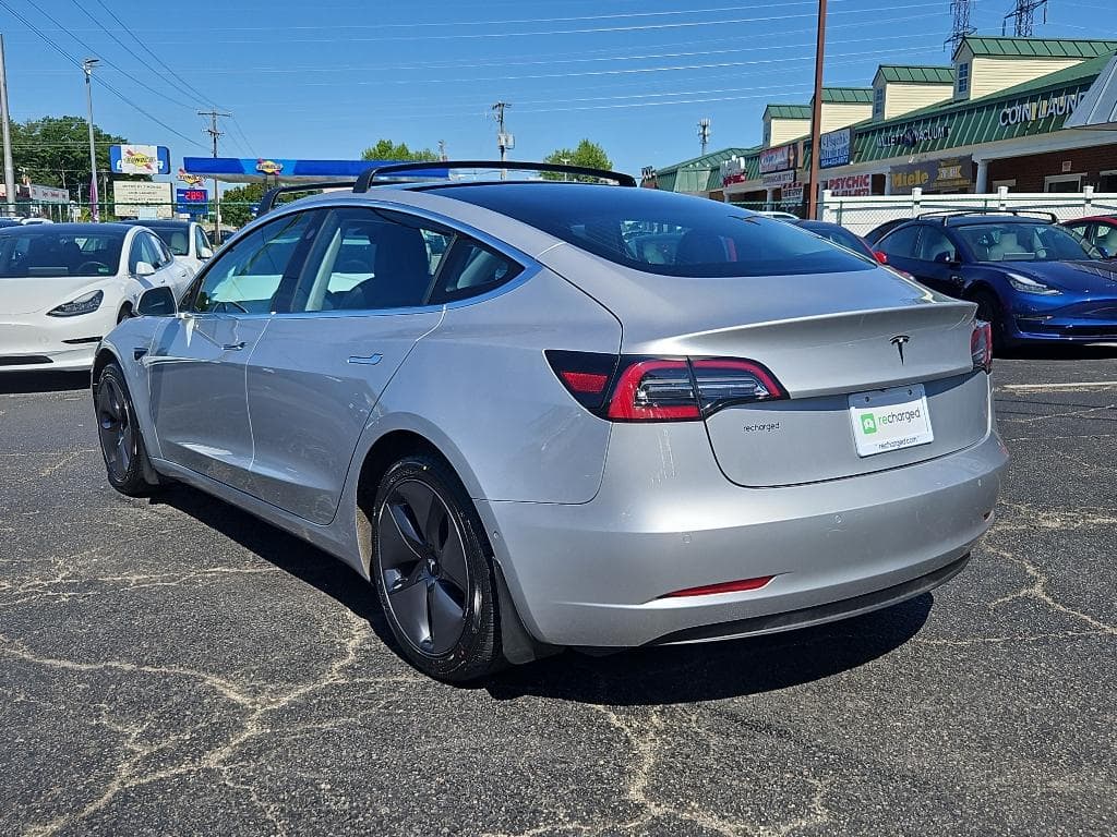 2018 Tesla Model 3 view 2