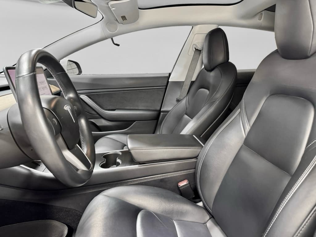 2018 Tesla Model 3 view 14