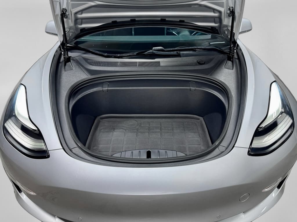 2018 Tesla Model 3 view 22