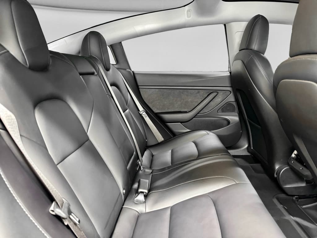 2018 Tesla Model 3 view 19