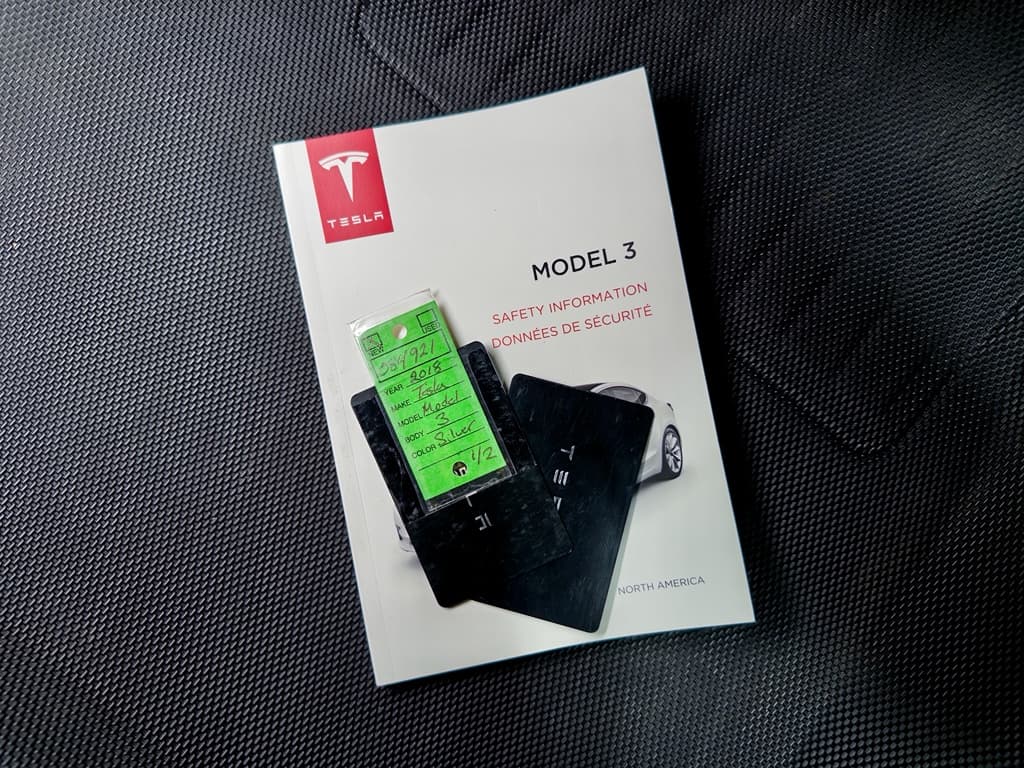 2018 Tesla Model 3 view 20
