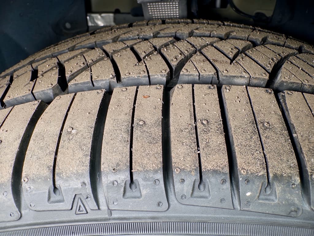 2018 Tesla Model 3 view 35