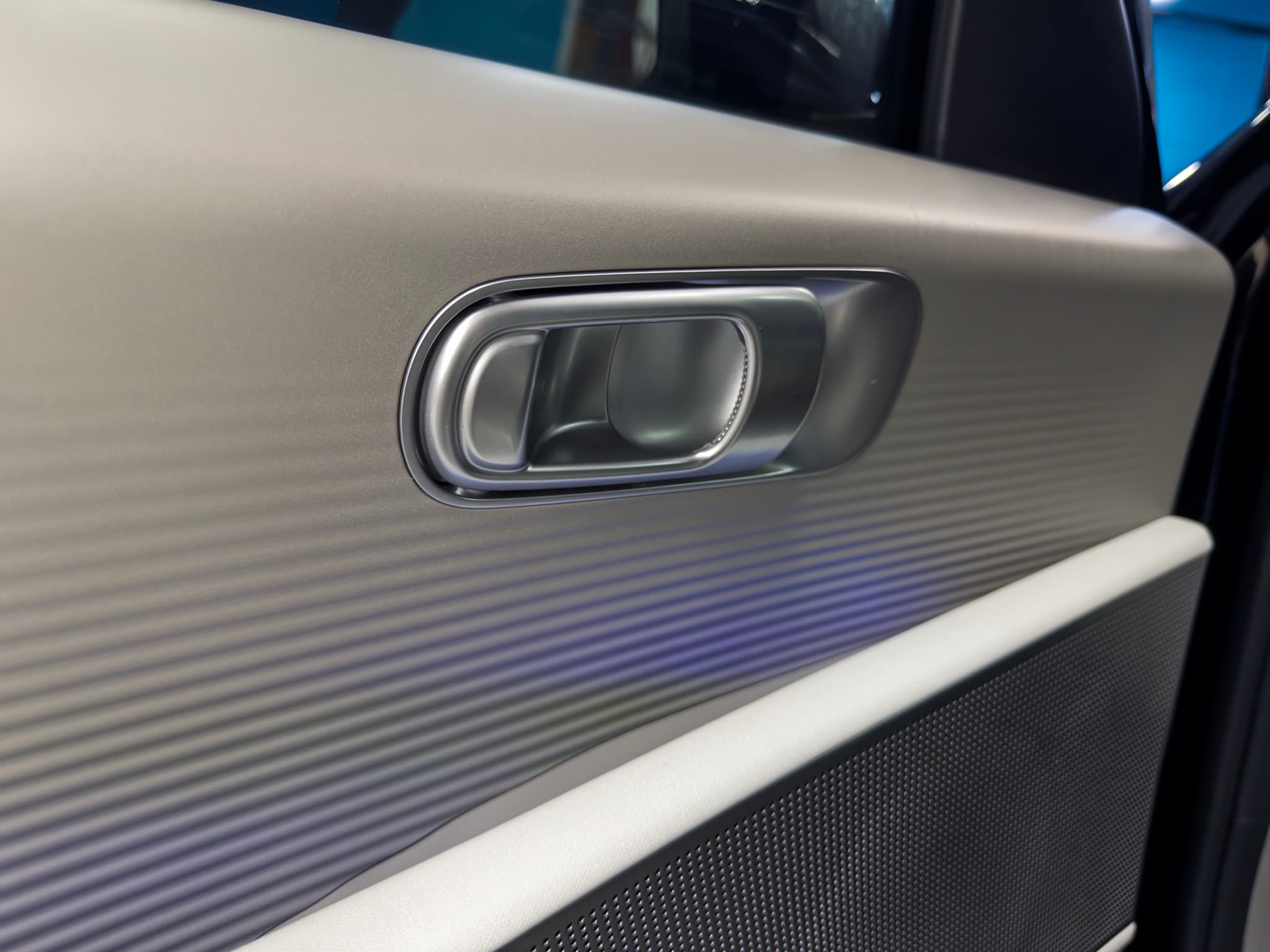 2025 Hyundai IONIQ 6 view 7