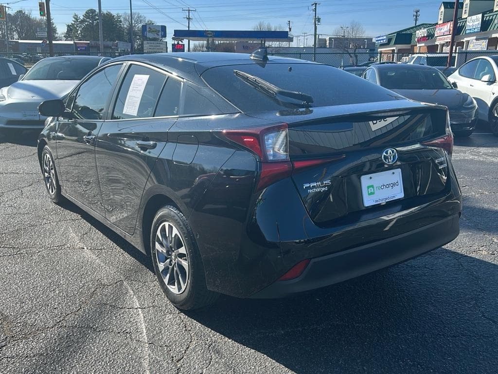 2019 Toyota Prius view 2