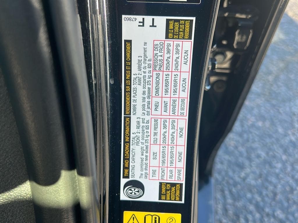 2019 Toyota Prius view 19