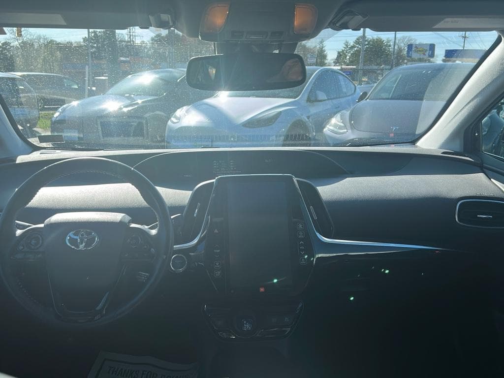 2019 Toyota Prius view 11